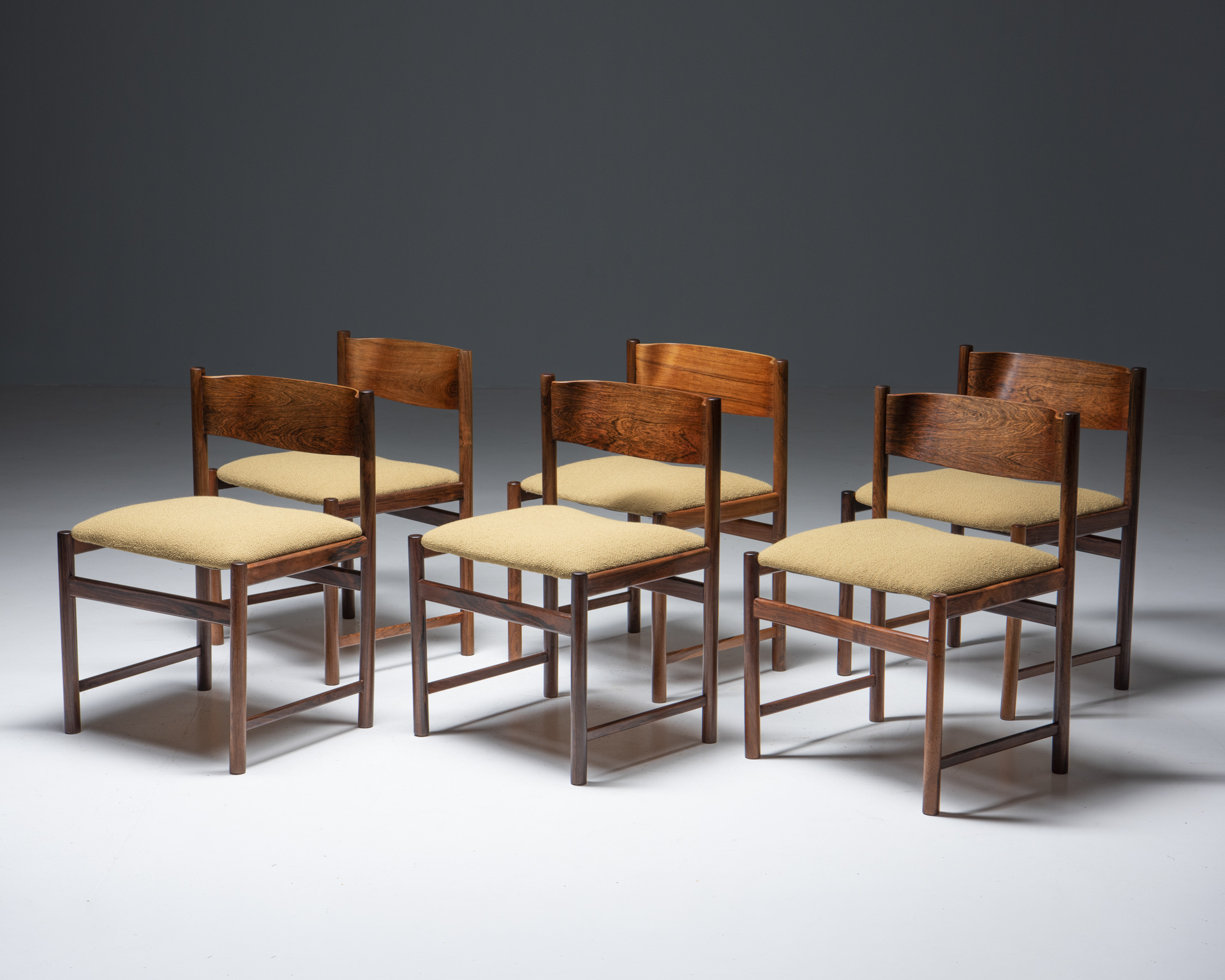3486pastoe-6x-dining-chairs-in-rosewood-2