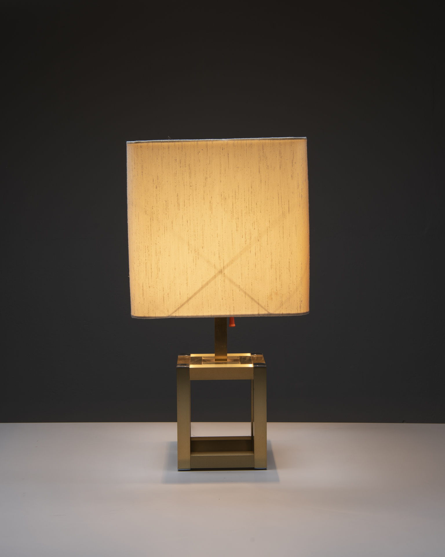 3634lumica-table-lamp-brass-base-square-shade