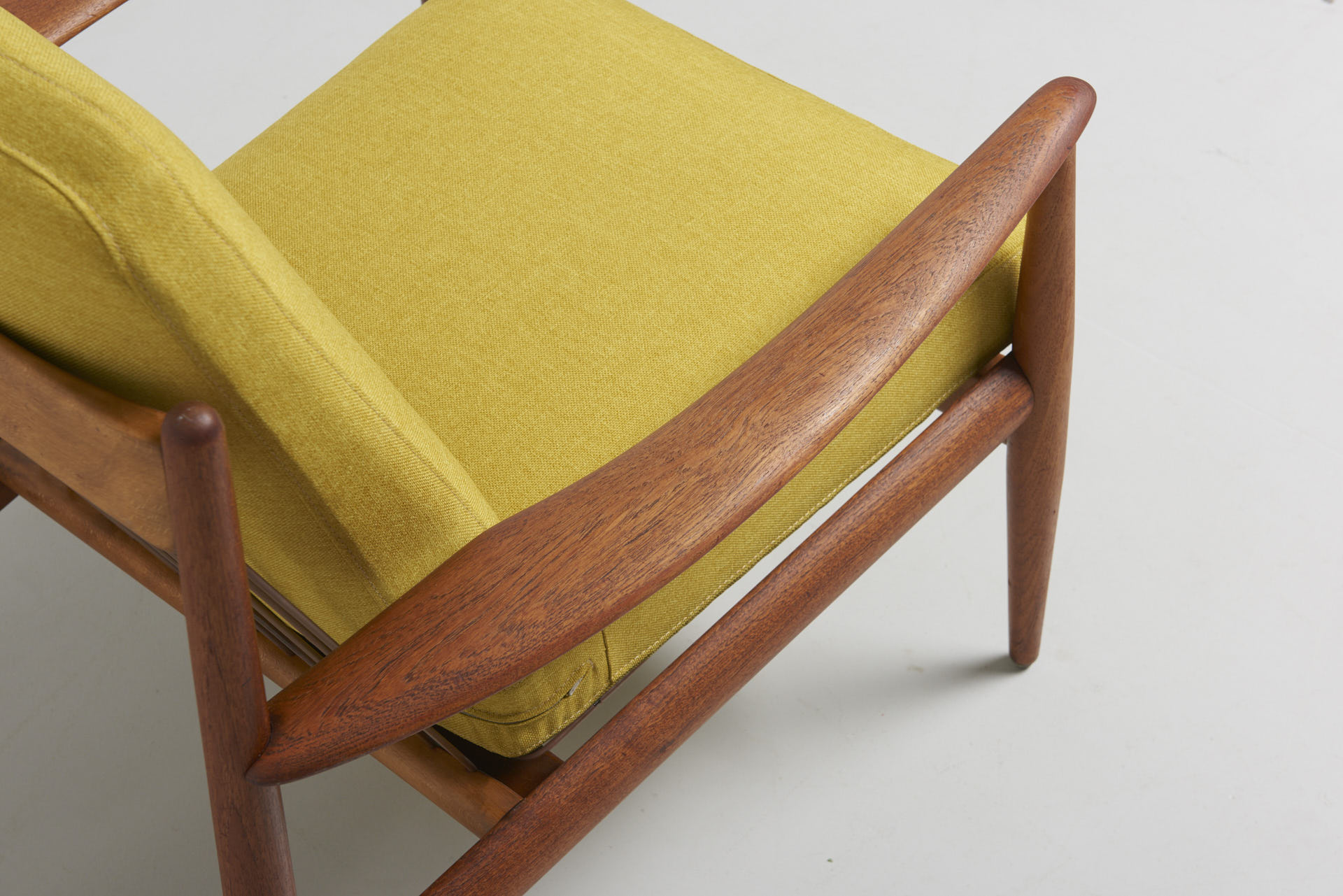 modest furniture vintage 1730 grete jalk easy chair france daverkosen 01