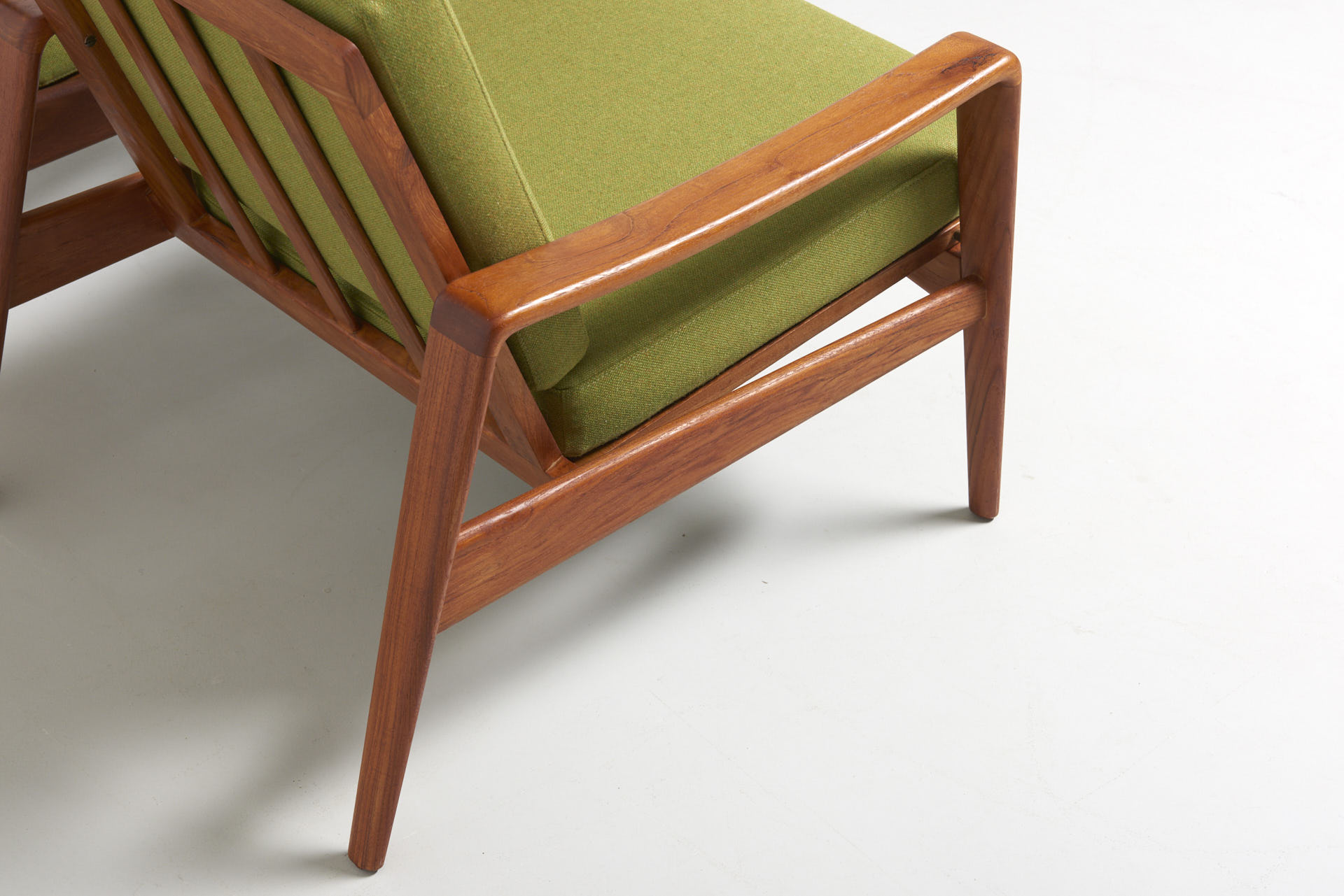 modest furniture vintage 1744 pair easy chairs arne wahl iversen 06