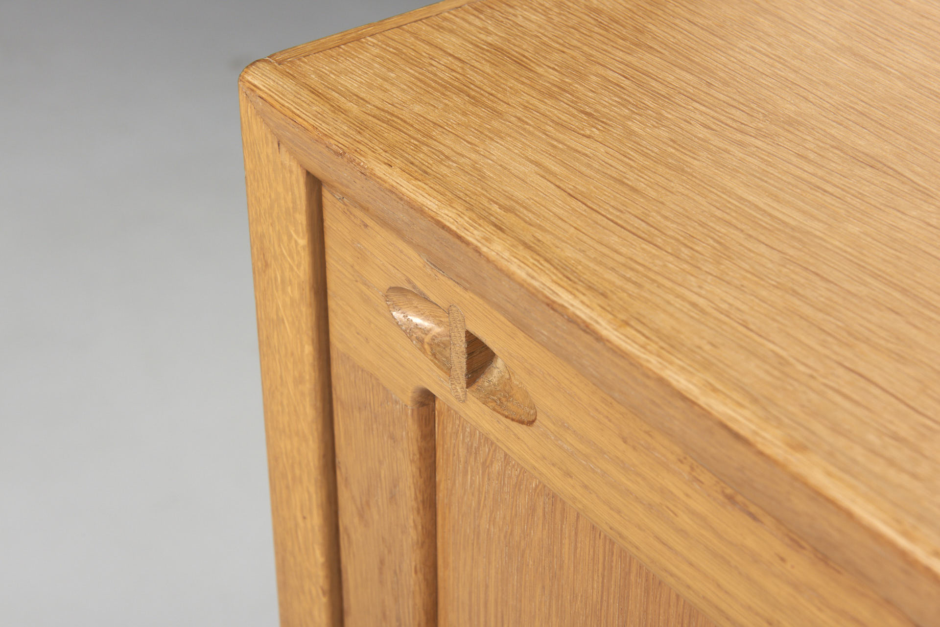 modest furniture vintage 1845 bramin sideboard oak 01