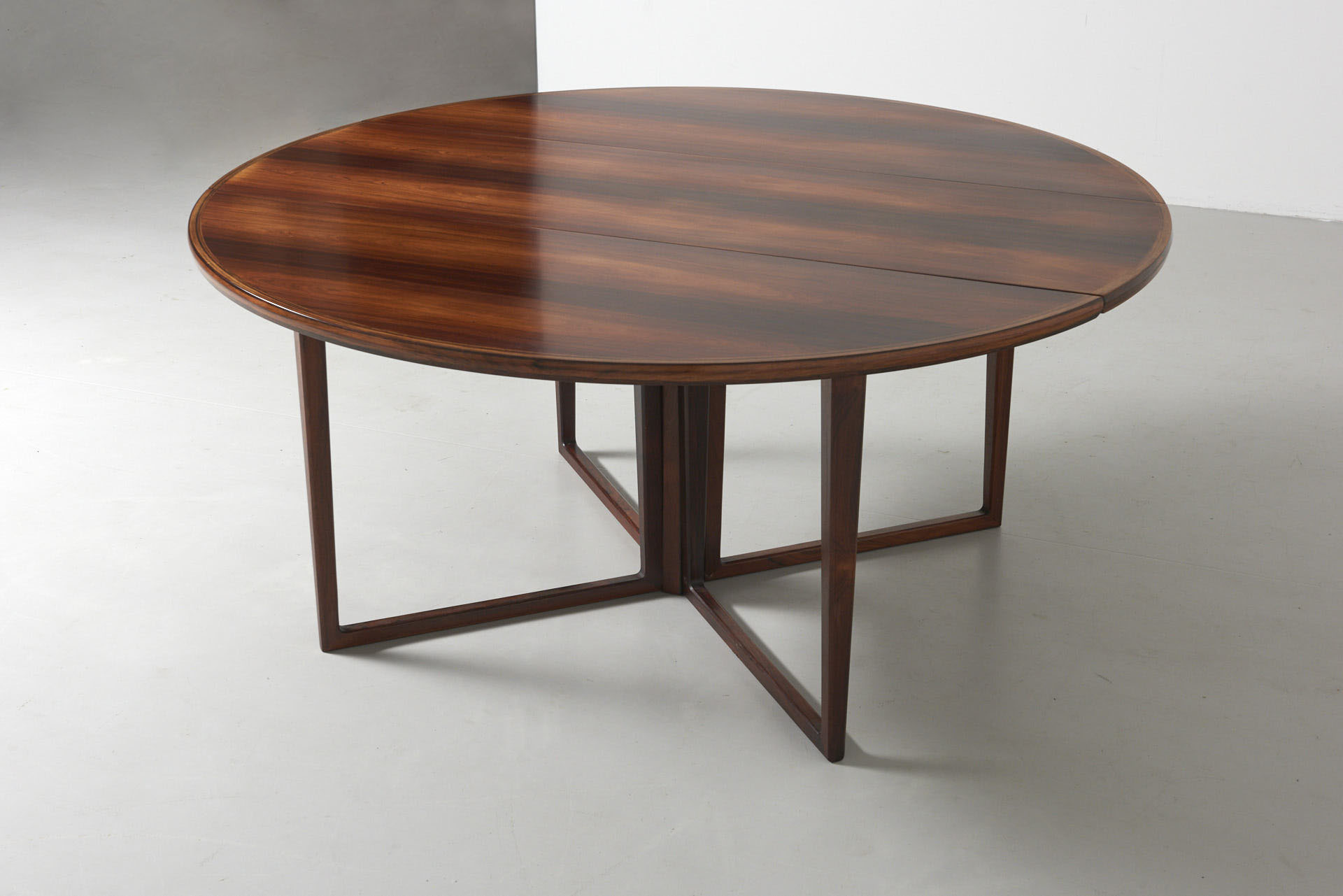 modestfurniture-vintage-1899-rosewood-dining-table-helge-sibast03