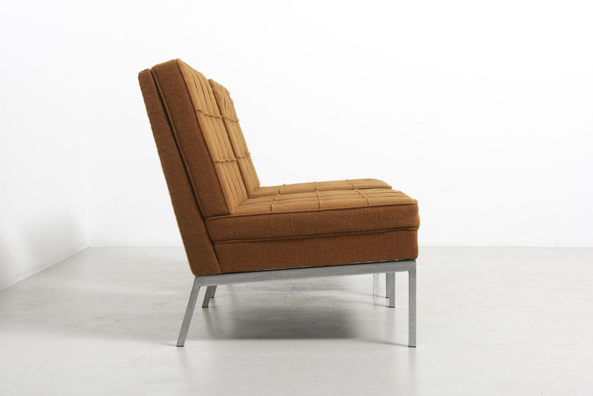 modestfurniture-vintage-2453-florence-knoll-easy-chairs03
