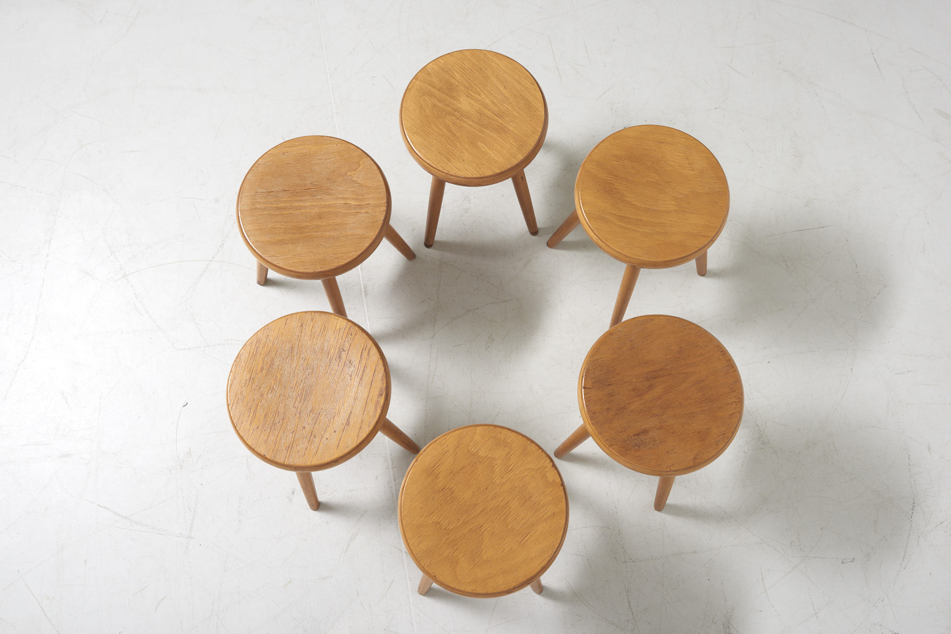 modestfurniture-vintage-2756-set-stools08