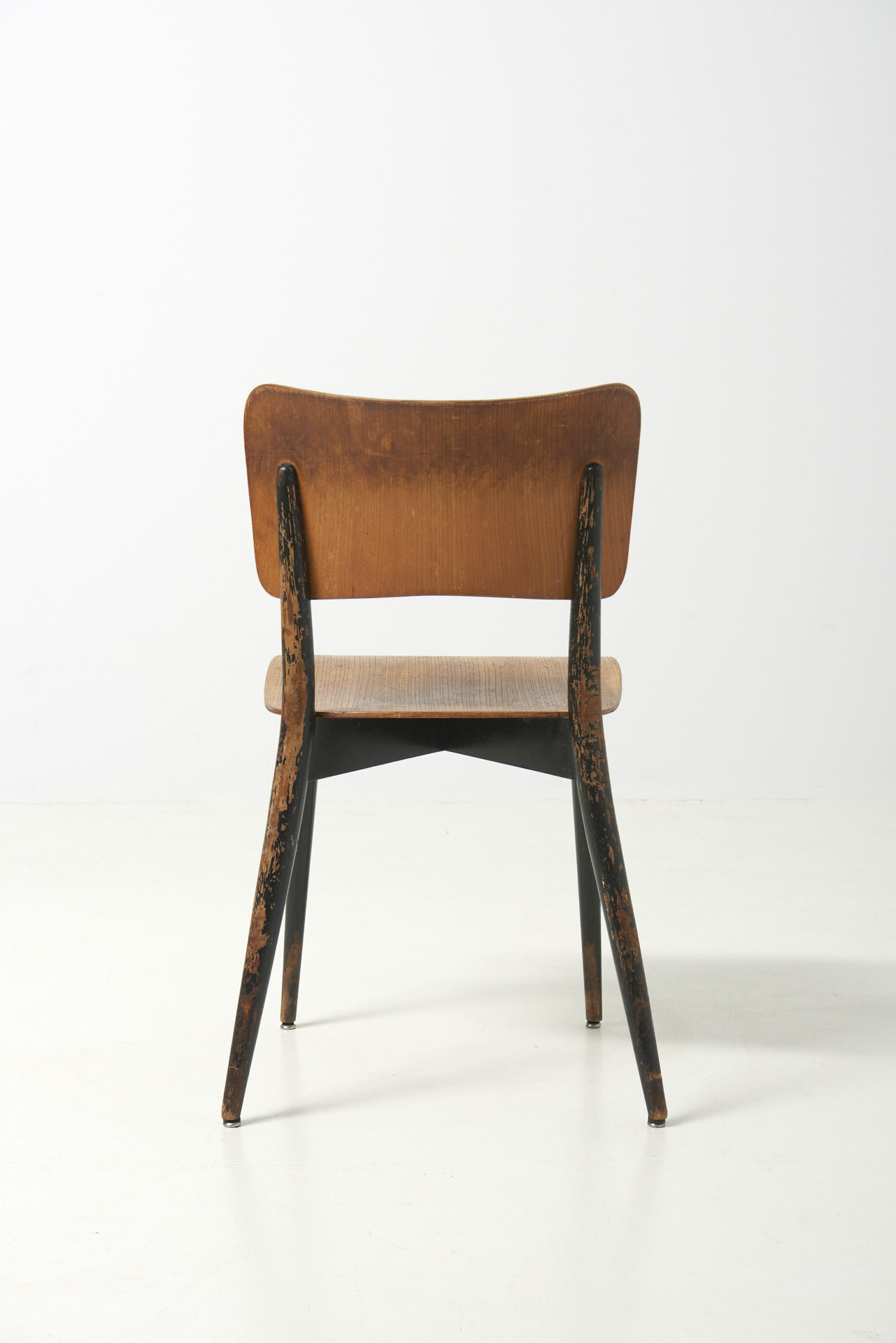 modestfurniture-vintage-3135-max-bill-chair-horgen-glarus-switzerland05