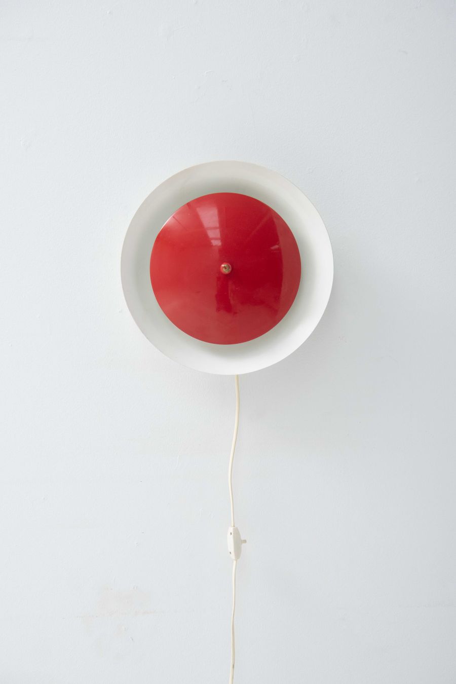 2637-round-red-wall-lamp-4