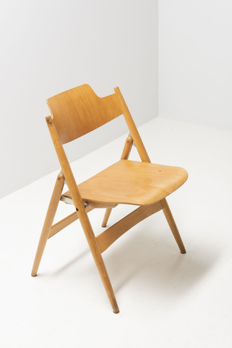 2950egon-eiermann6-folding-chairs-8