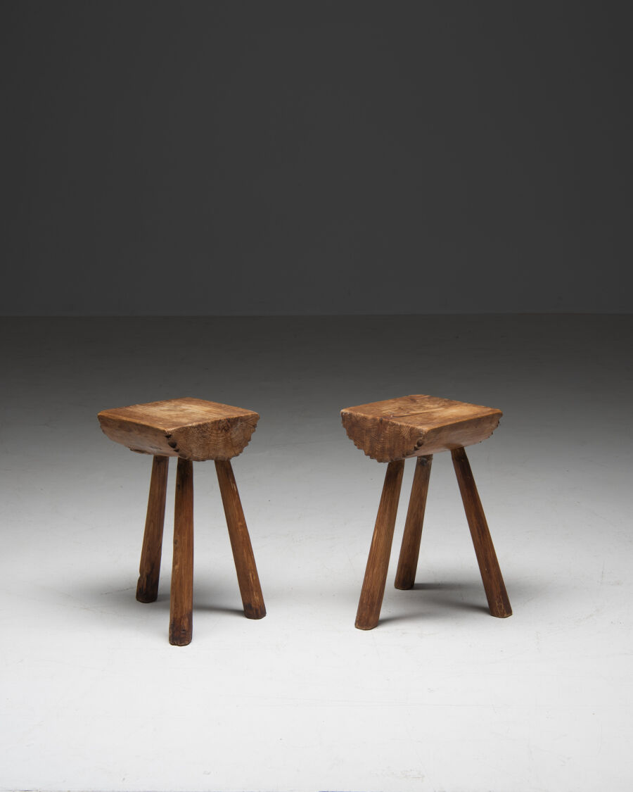 34192-brutalist-stools-side-tablessolid-wood-3