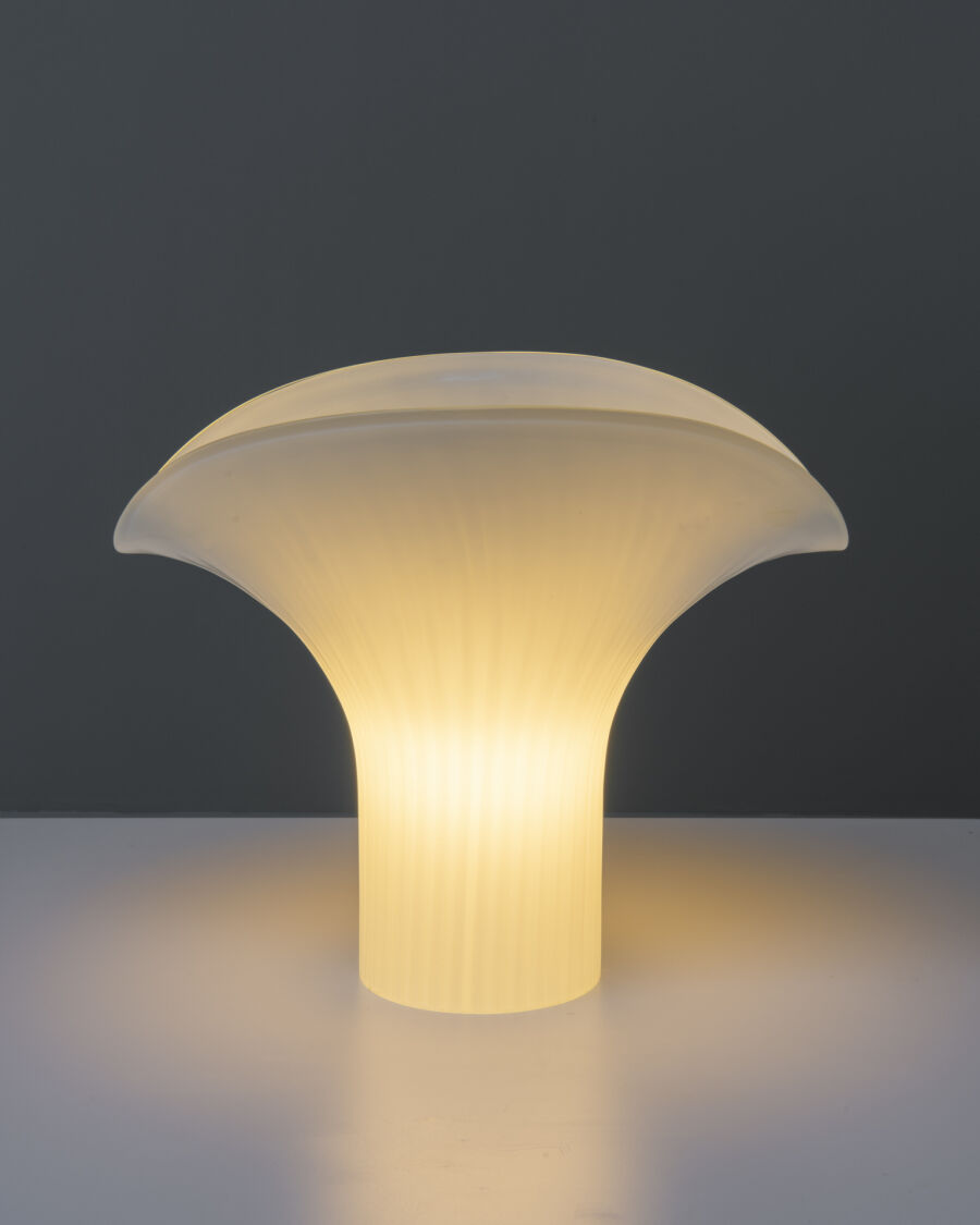 3444white-murano-glass-table-lampvenini
