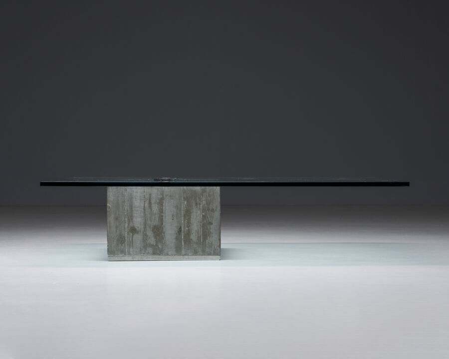3496saporiti-low-tableconcrete-base-glass-top
