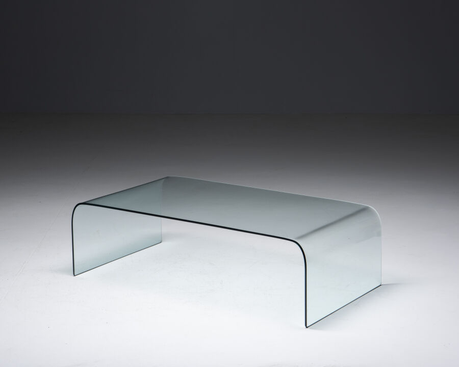 3529fiam-curved-glass-coffee-table0a0a-1