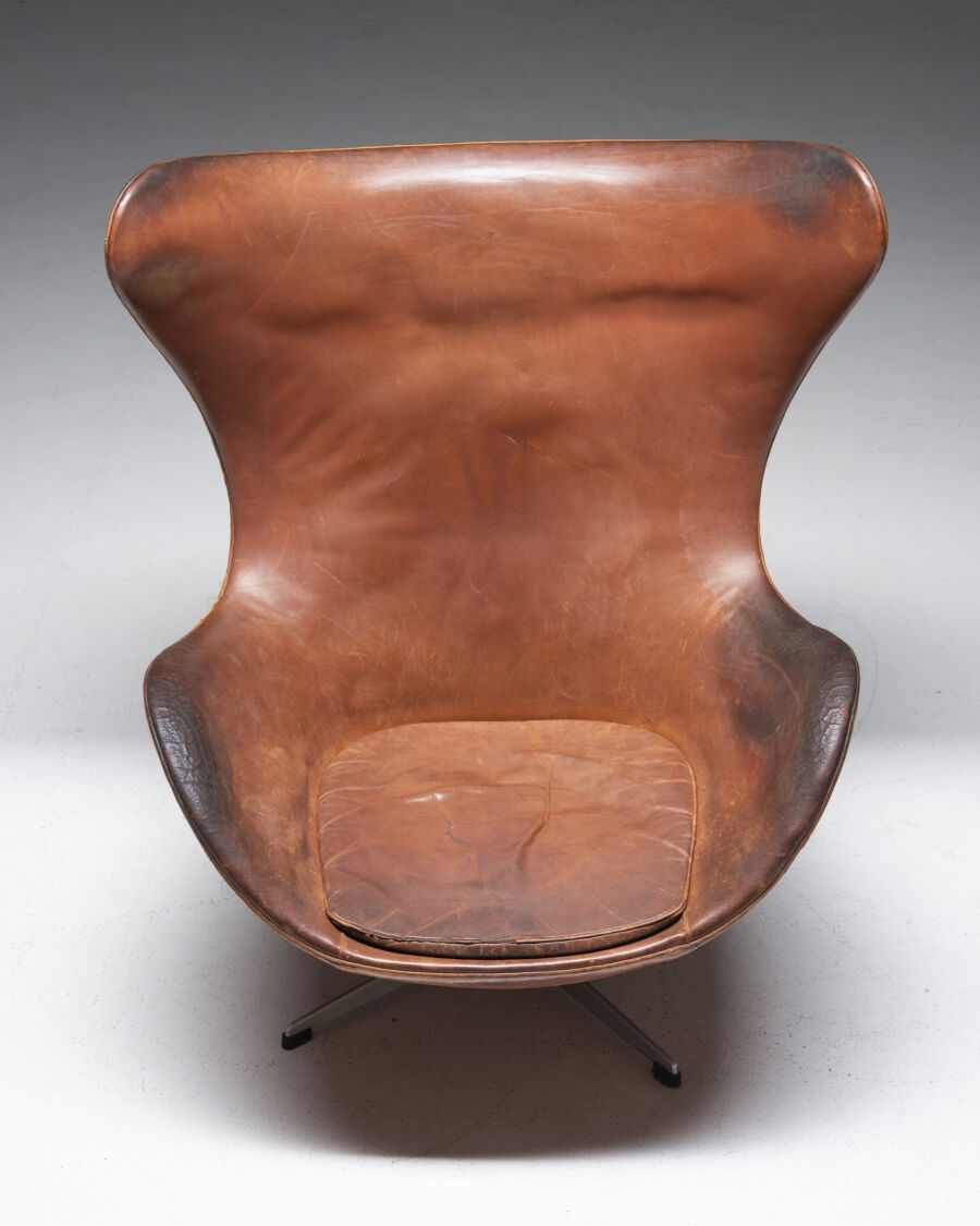 3536fritz-hansen-egg-chair-brown-leather-2
