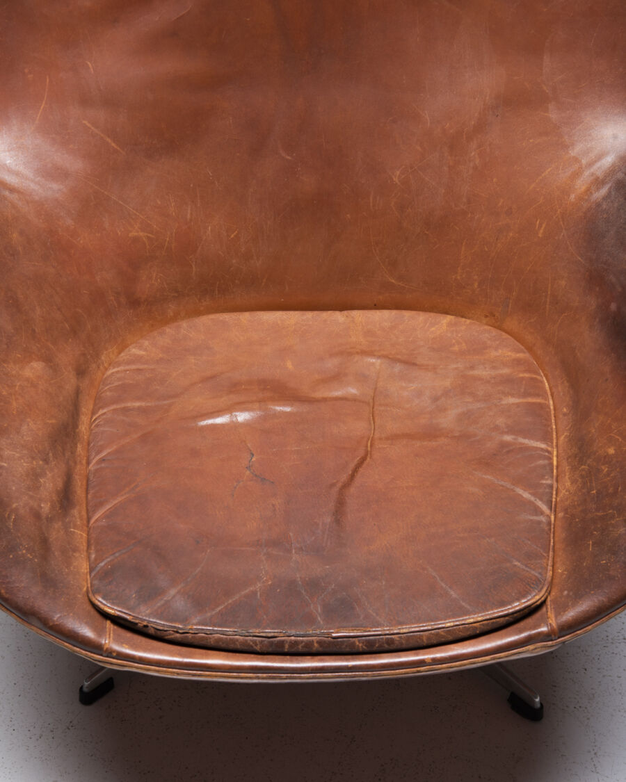 3536fritz-hansen-egg-chair-brown-leather-6