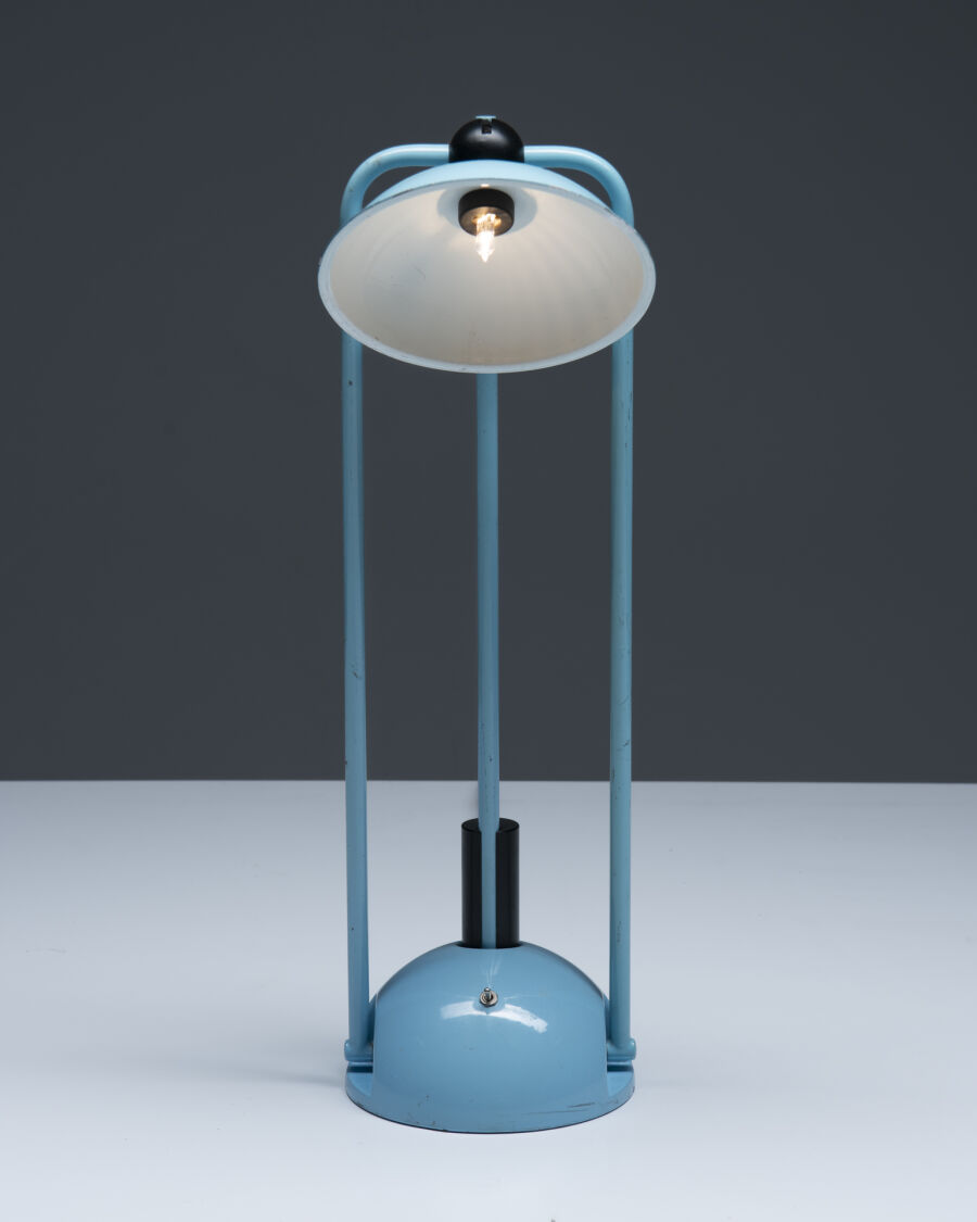 3569blue-counterbalance-desk-lamp-1