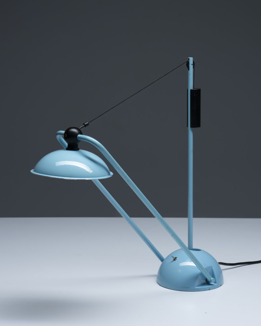 3569blue-counterbalance-desk-lamp-2