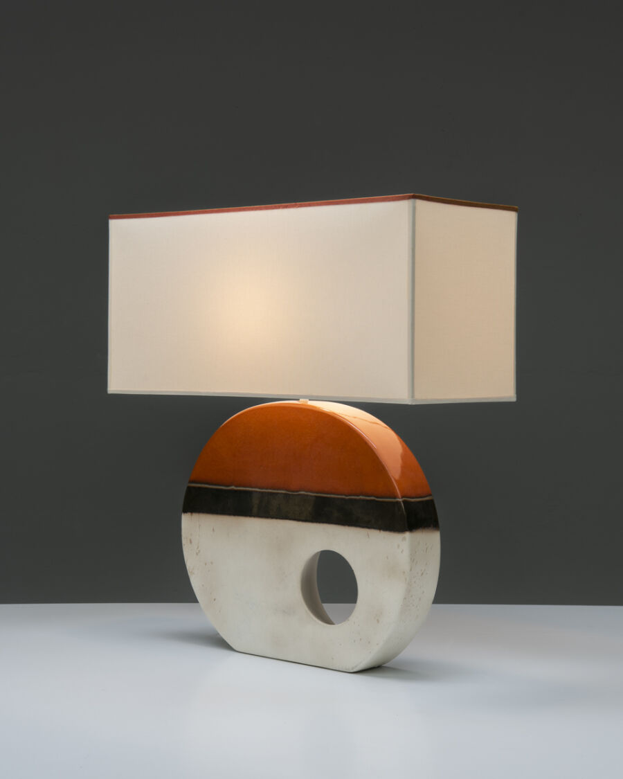 3596table-lamp-ceramic-base-disc-shape-3