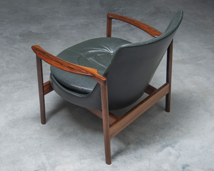 3639ib-kofod-larsen-seating-groupgreen-leather-and-solid-rosewood-41_1