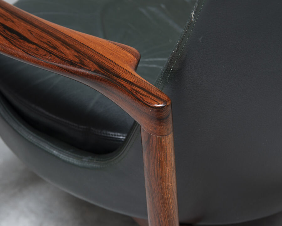 3639ib-kofod-larsen-seating-groupgreen-leather-and-solid-rosewood-44
