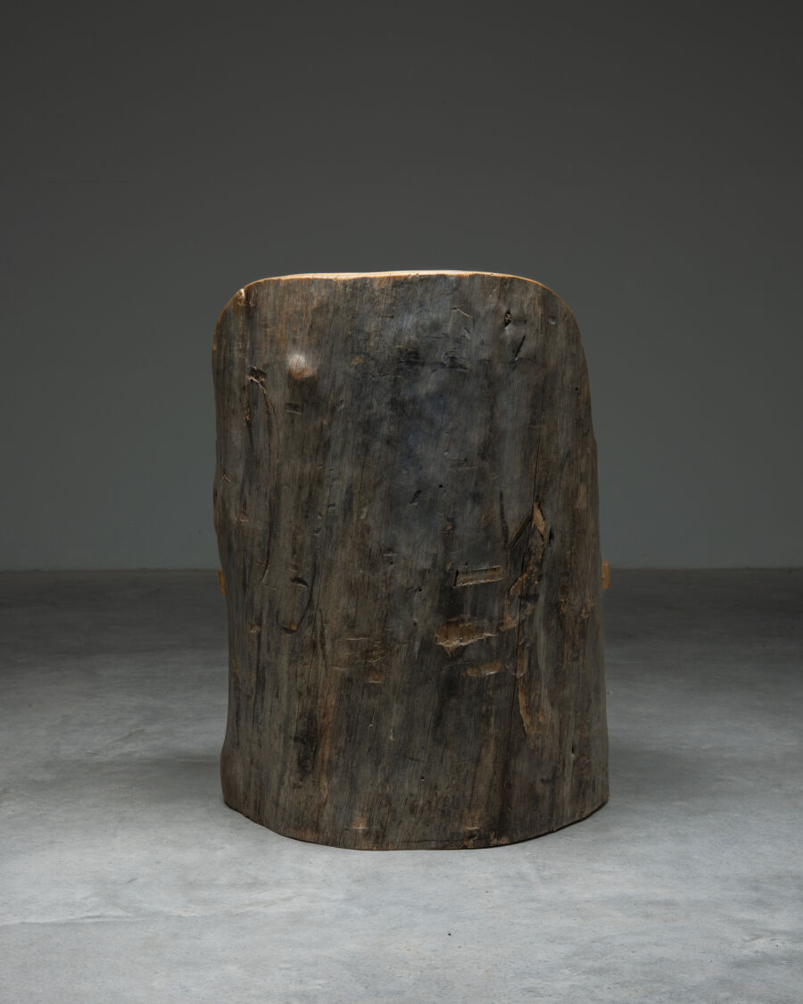 3743tree-trunk-chair-3