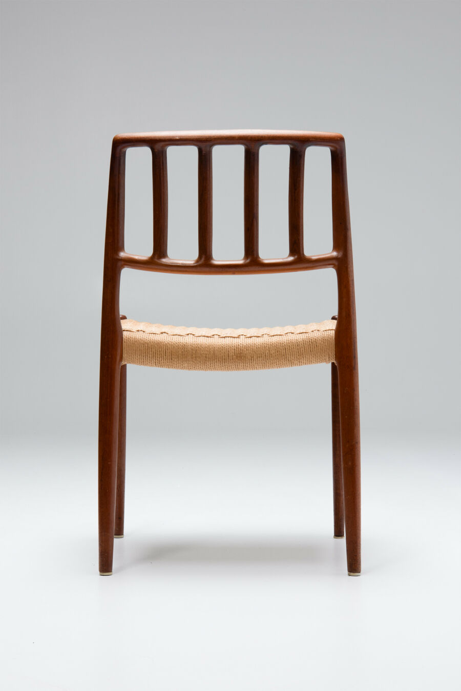 a-set-of-4-dining-chairs-in-papercord-niels-o-moller-jl-mollers-mobelfabrik9