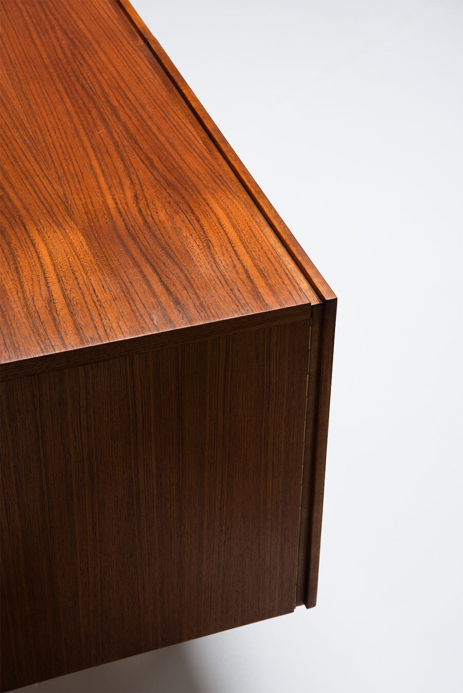 MINIMALIST SIDEBOARD - B40 Dieter Waeckerlin Behr