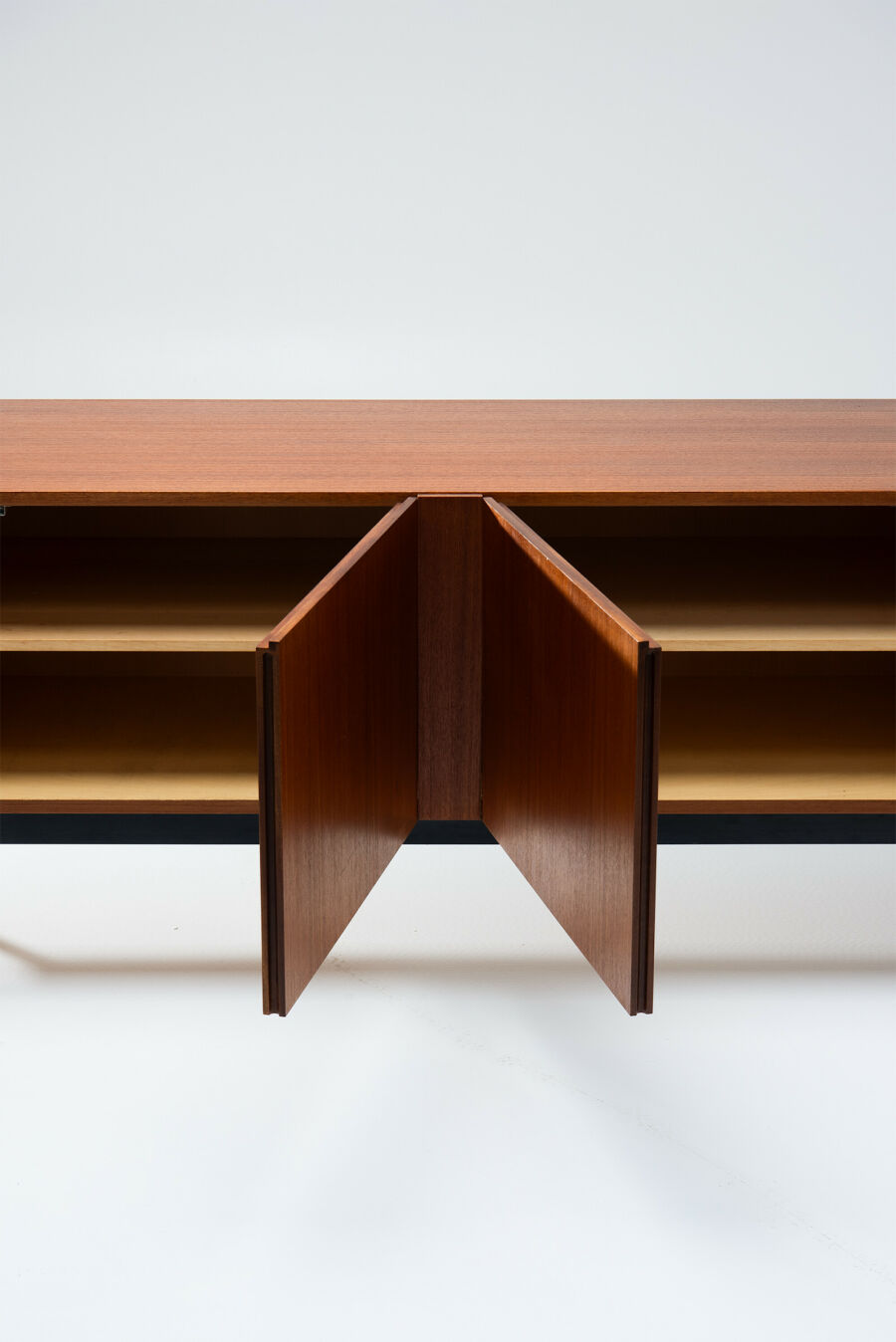 MINIMALIST SIDEBOARD - B40 Dieter Waeckerlin Behr