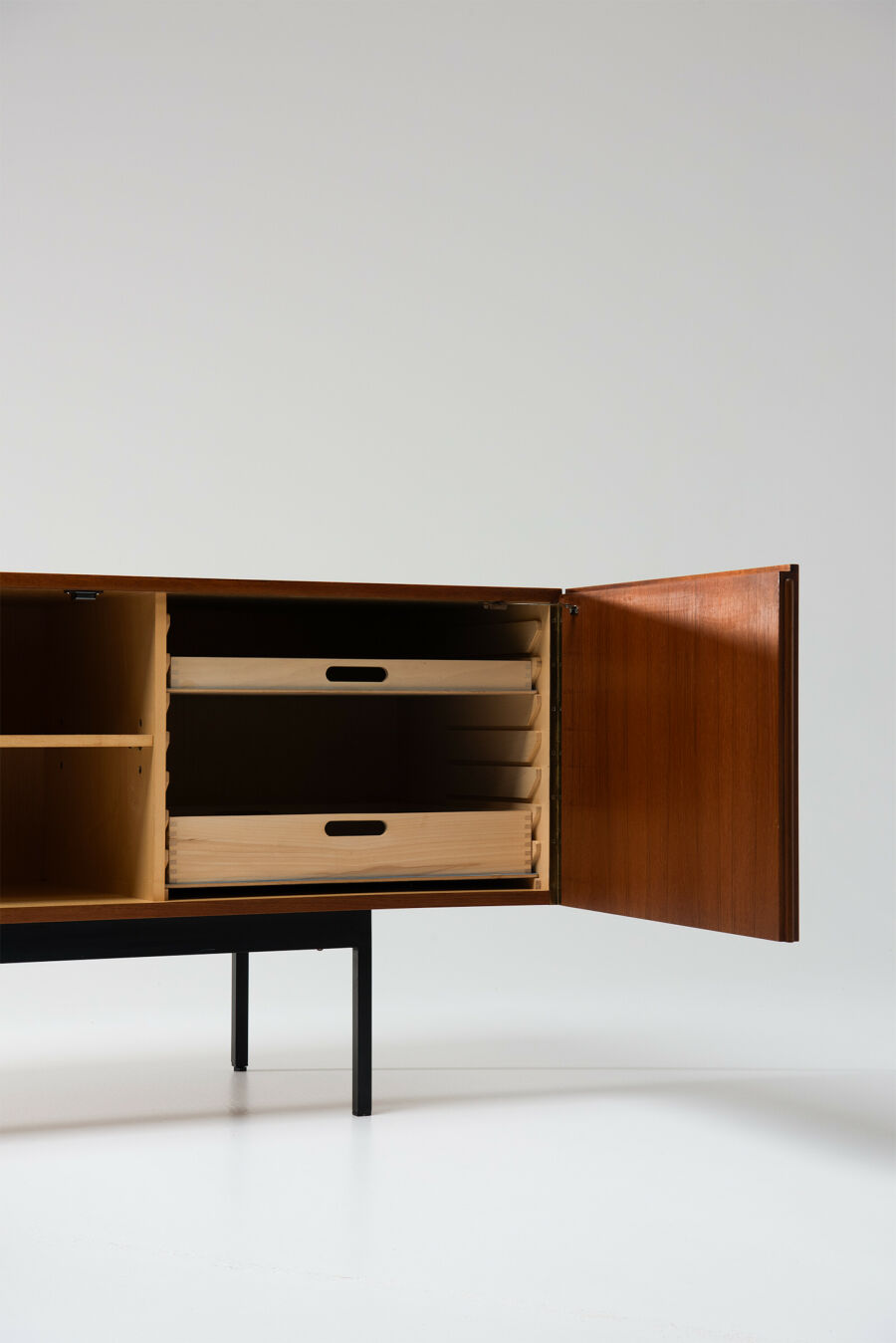 MINIMALIST SIDEBOARD - B40 Dieter Waeckerlin Behr