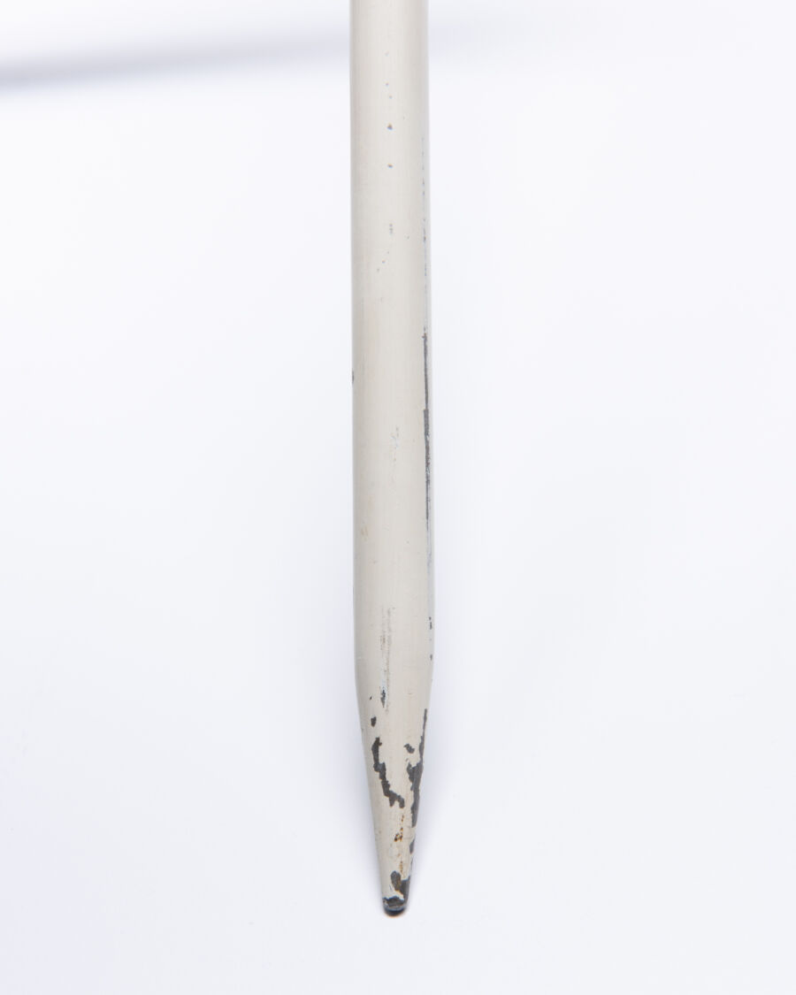 cs02850s-tripod-white-desk-lamp-6