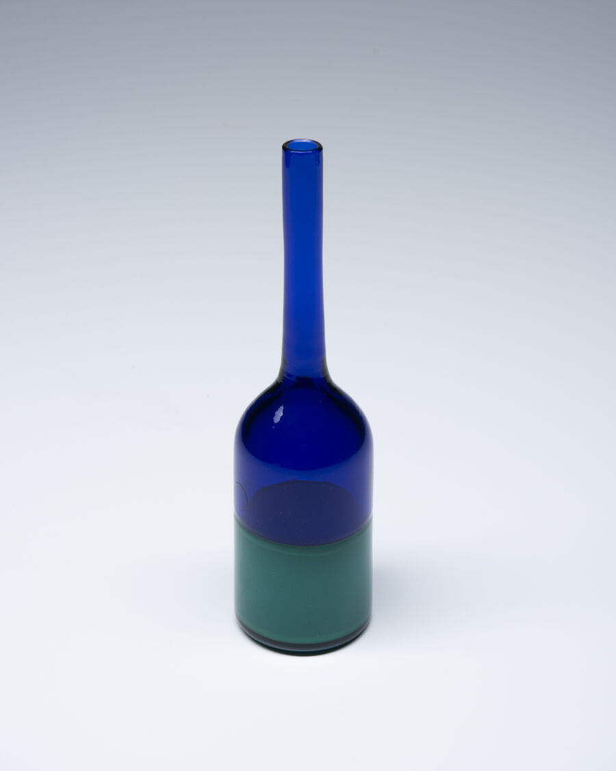 cs037venini-vase-green-and-blue0a-3