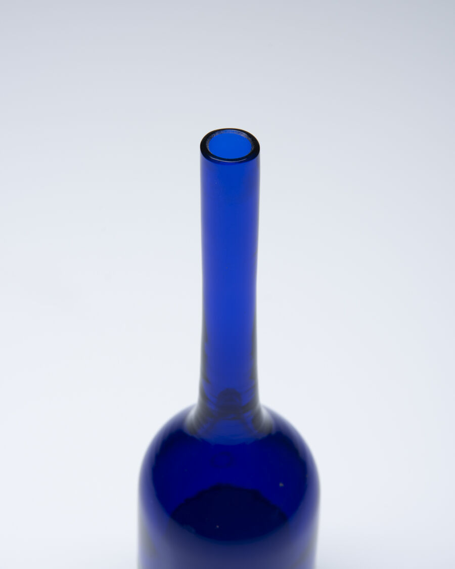 cs037venini-vase-green-and-blue0a-7