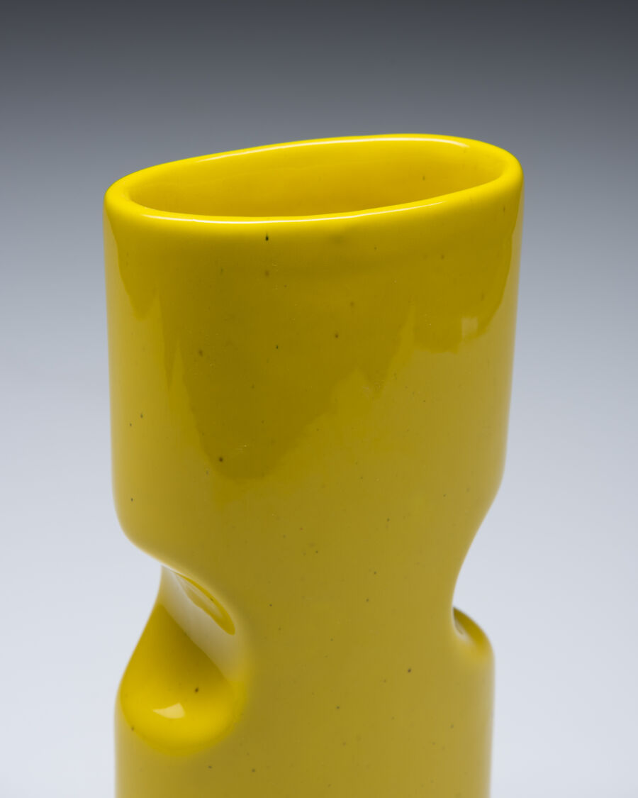 cs044gabianelli-vase-in-yellow-ceramics-5