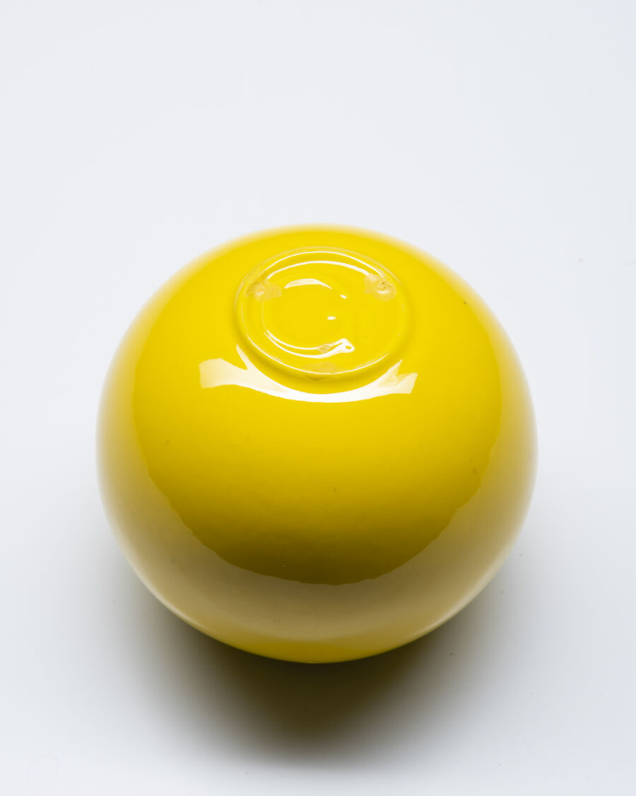 cs045gabianelli-ball-vase-in-yellow-ceramics-3_1