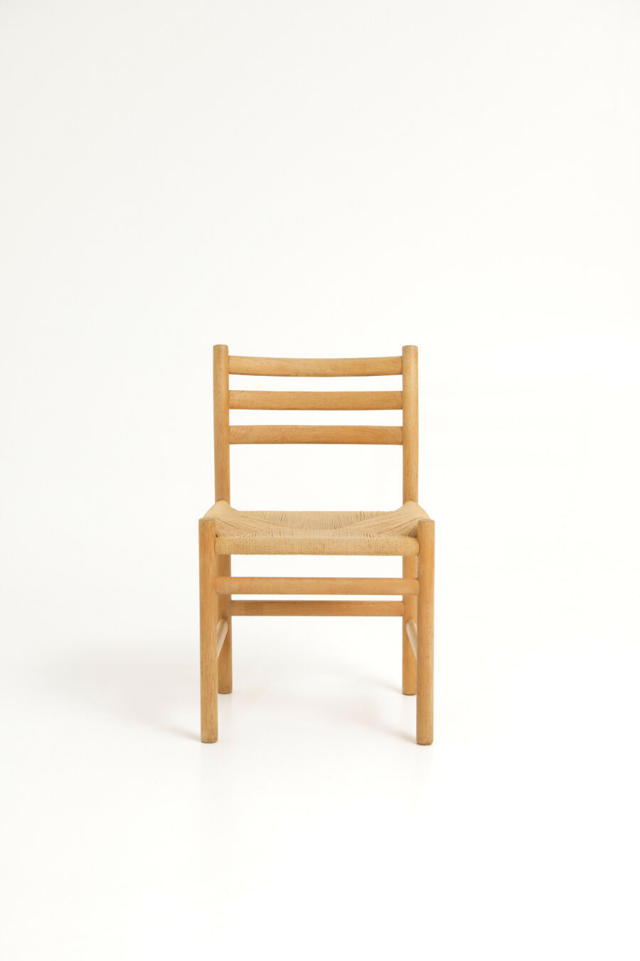 dining-chairs-model-350-poul-volther-13