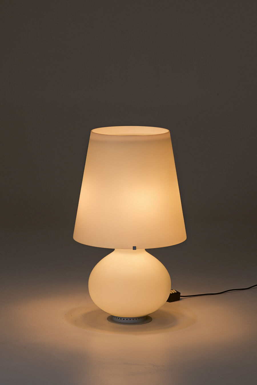fontana-1853-table-lamp-large-version-max-ingrand-11-01