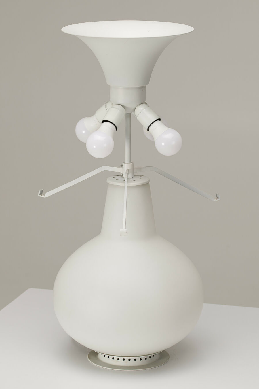 fontana-1853-table-lamp-large-version-max-ingrand-11-04
