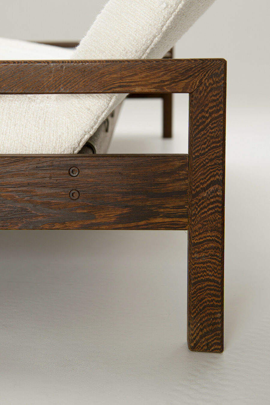 georges-van-rijk-beaufort-sofa-10