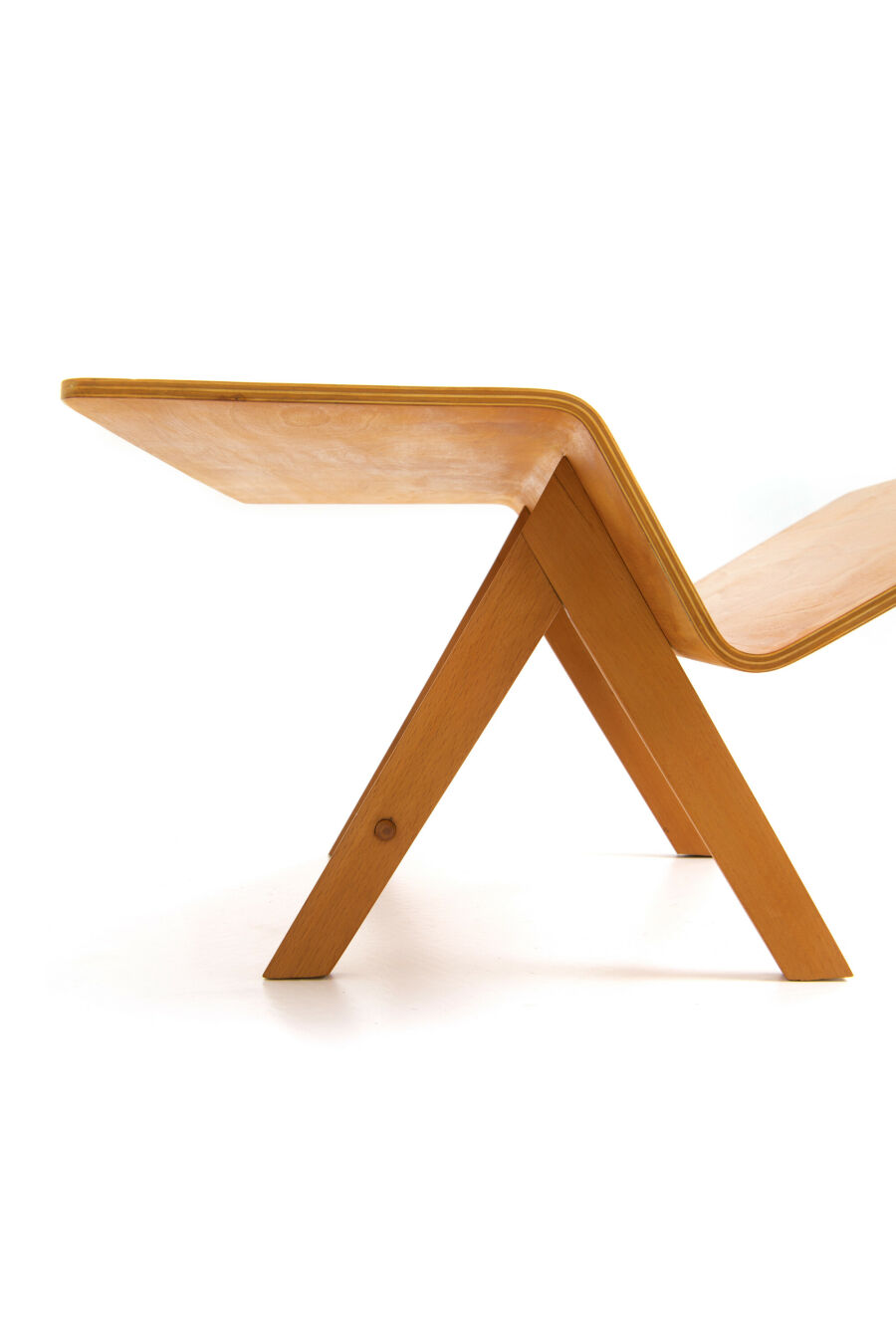 magazine-side-table-by-hein-stolle-14
