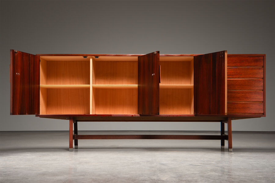 minimalist-modernist-sideboard-in-teak5