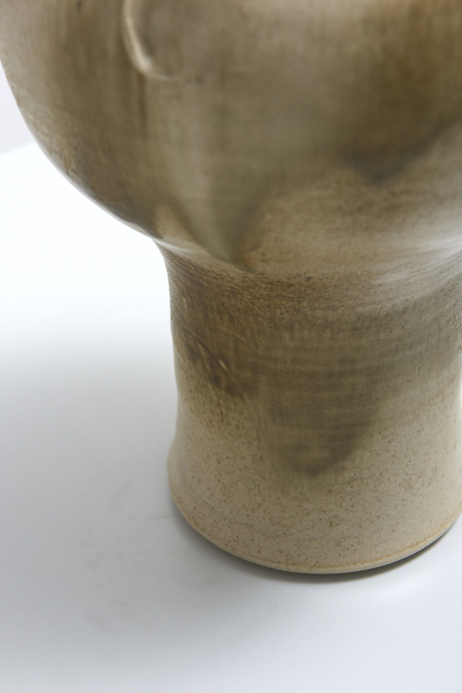 modest furniture vintage 1380 ceramic vase 3 heads 04