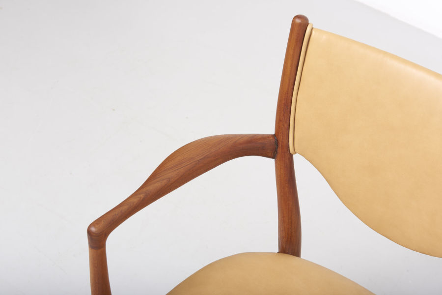 modestfurniture-vintage-1438-finn-juhl-armchair-bo-7205