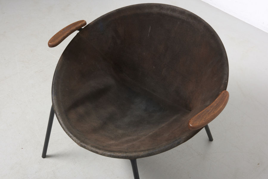 modestfurniture-vintage-1689-hans-olsen-balloon-chair05