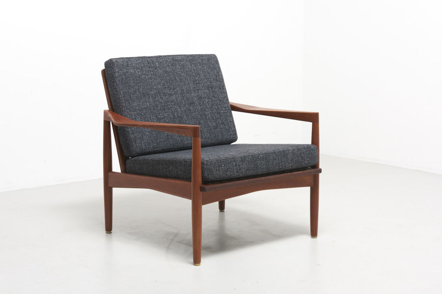 modestfurniture-vintage-1752-teak-easy-chair-dark-grey02