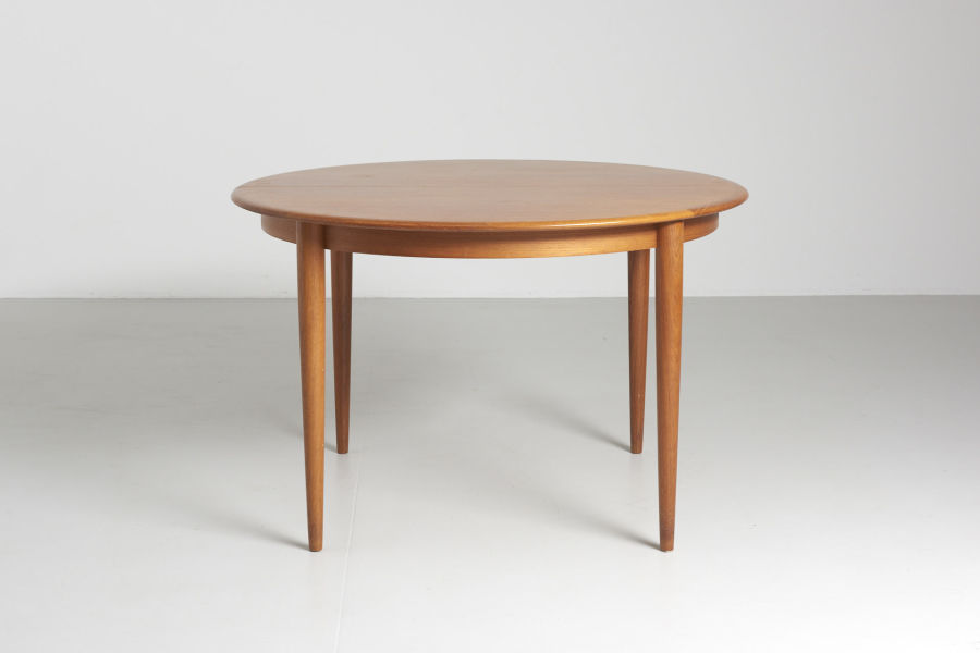 modest furniture vintage 1823 round dining table teak 01