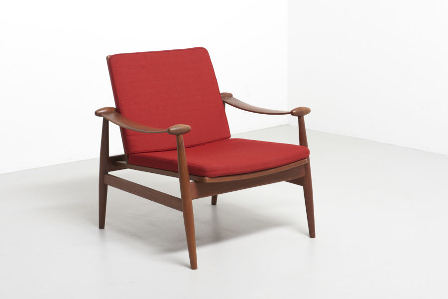 modest furniture vintage 1827 finn juhl spade chair france daverkosen red 01