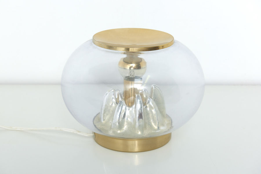 modestfurniture-vintage-1856-table-lamp-glass-dome-brass-lid05