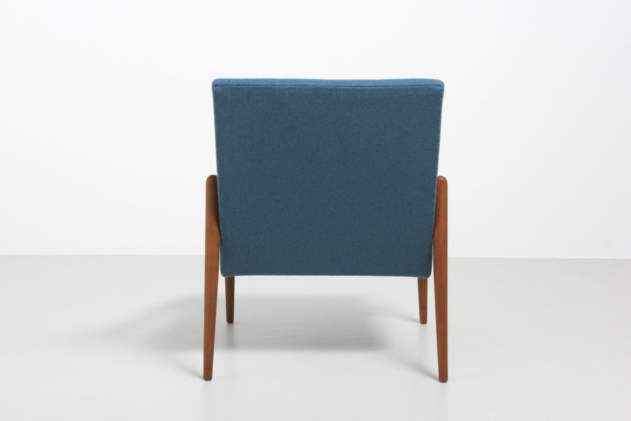 modestfurniture-vintage-1961-easy-chair-teak-round-armrest05