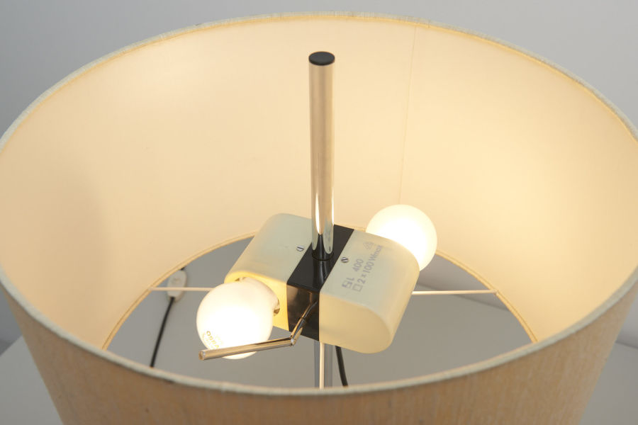 modestfurniture-vintage-2005-staff-table-lamp07