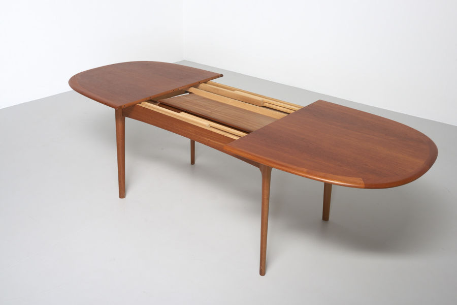 modestfurniture-vintage-2028-oval-dining-table-teak04