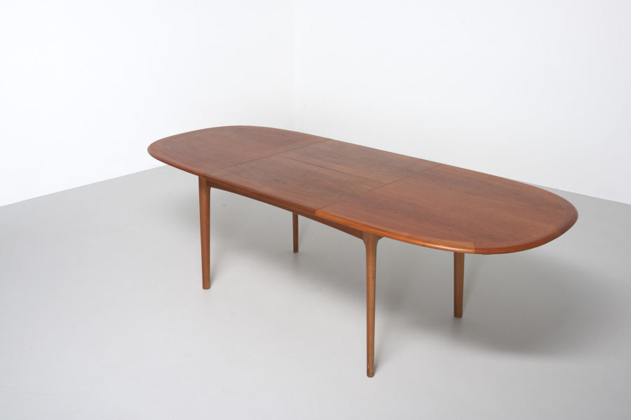modestfurniture-vintage-2028-oval-dining-table-teak05