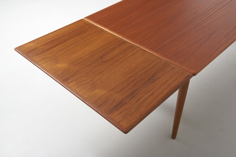 modestfurniture-vintage-2068-omann-jun-dining-table-model-5007
